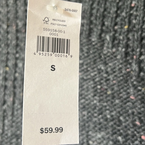 NWT BR Women’s grey sleeveless sweater with side zippers. High-low style. - Picture 5 of 5